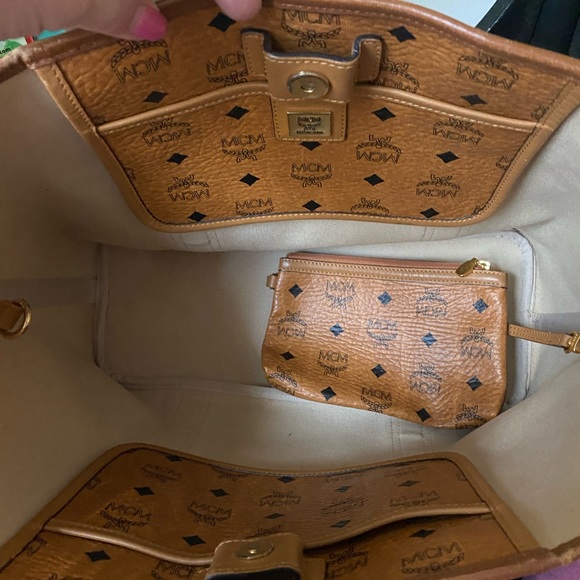 MCM Visetos Shopper Handbag - Picture 7 of 8